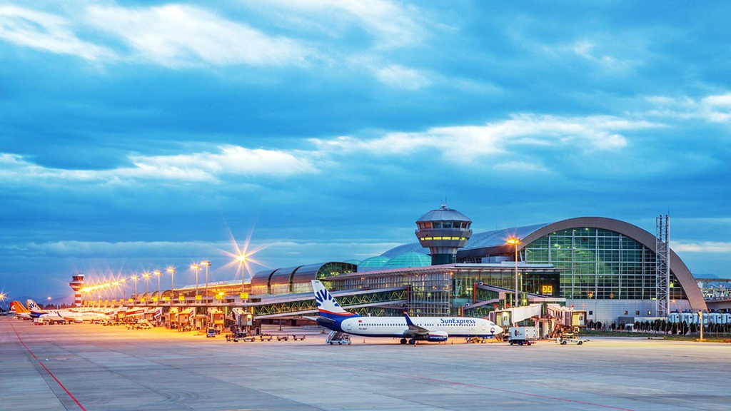 Flughafen Adnan Menderes